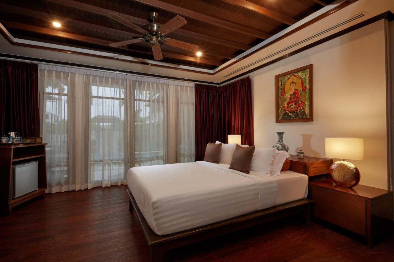 ชินัวเซอรี คอลเลคชั่น รีสอร์ต แอนด์ สปา Hotel Nai Harn ภายนอก รูปภาพ